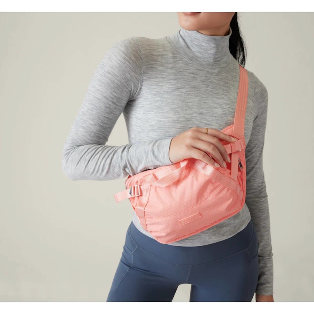 Athleta Excursion Waistbag in Spring Pink